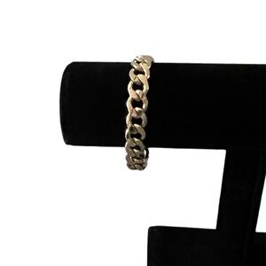 Gold-Tone Cuban Chain Link Bracelet – Classic Unisex Style